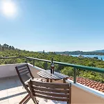 Nice Home In Pupnat *