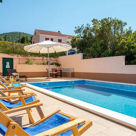 Holiday home Gorgeous In