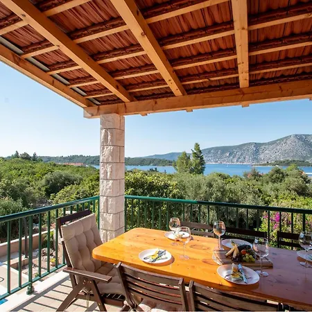 Gorgeous In Holiday home *